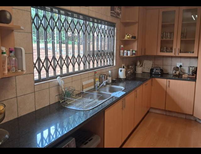 3 BEDROOM TOWNHOUSE FOR SALE IN NEW REDRUTH